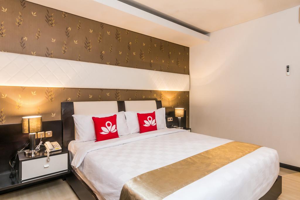 Zen Rooms Denpasar Marlboro Exterior photo