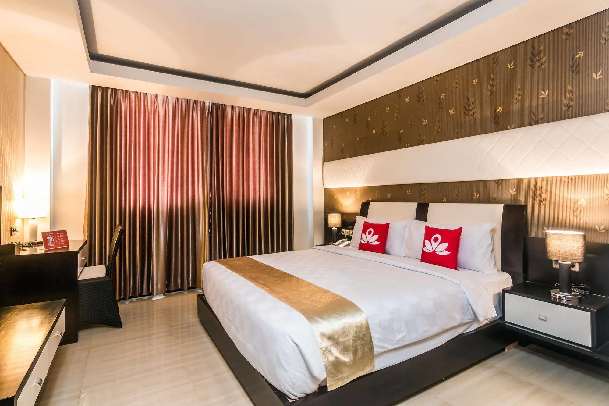 Zen Rooms Denpasar Marlboro Exterior photo